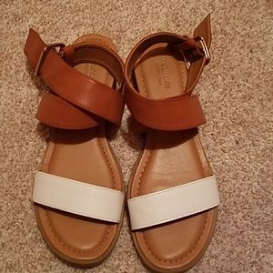 Ankle wrap sandals.